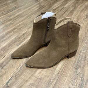 Marc Fisher Mikala Ankle Booties Espresso Brown 7.5 NWOB